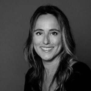 SIMONE DE BRUIN